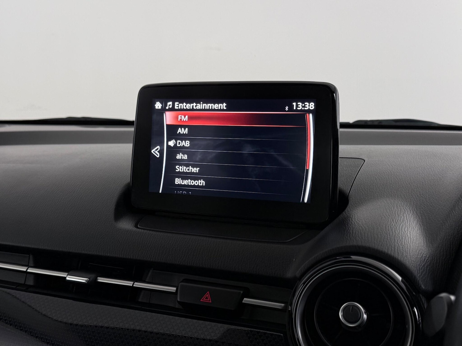 Used Mazda Mazda2 2017 for sale - 77246154: Photo 22