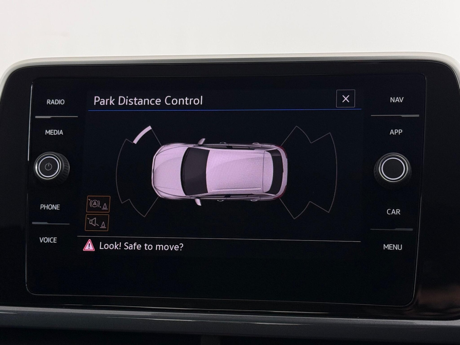 Used Volkswagen T-Roc 2023 for sale - 77672098: Photo 33