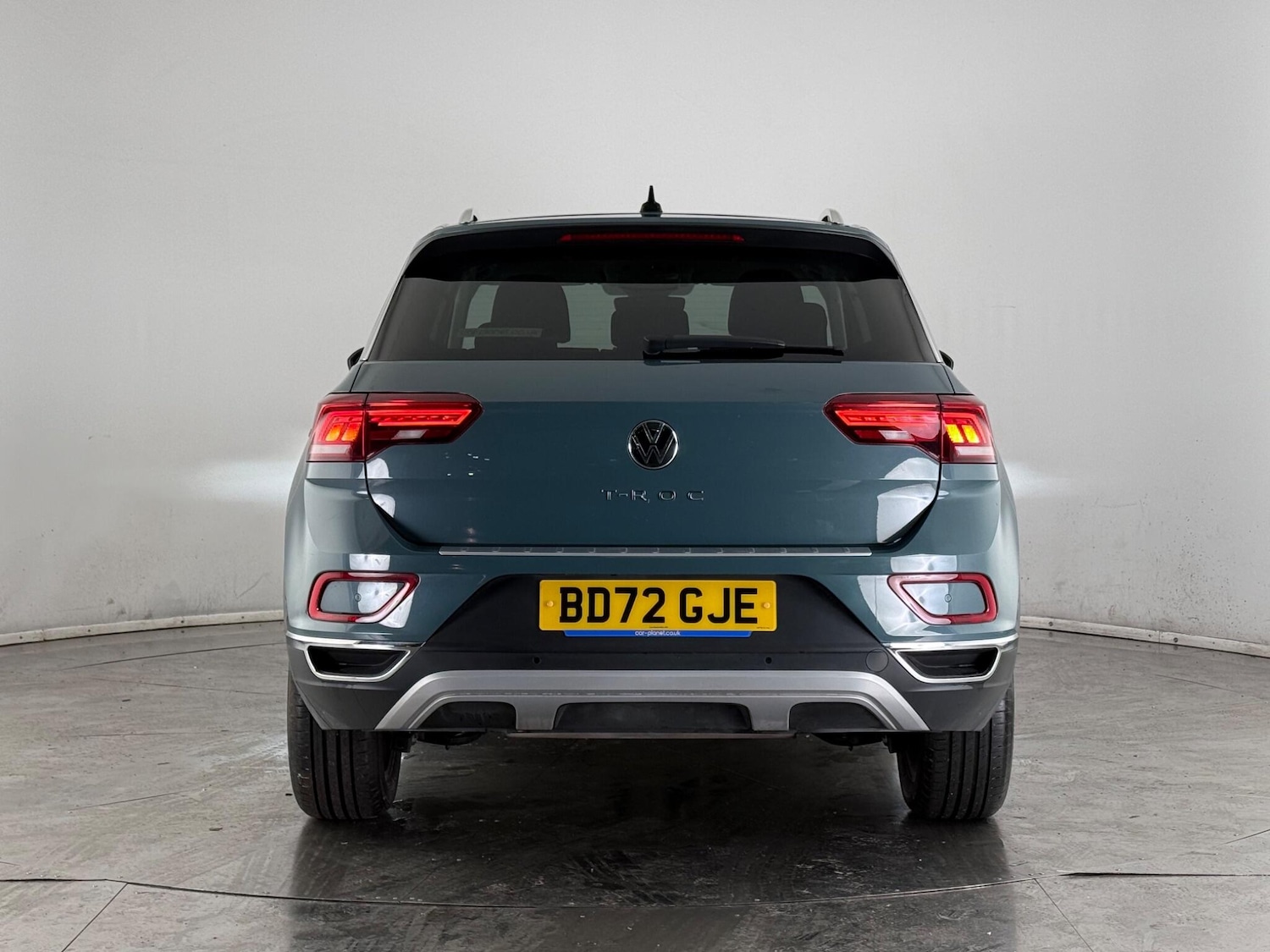 Used Volkswagen T-Roc 2023 for sale - 77672098: Photo 5