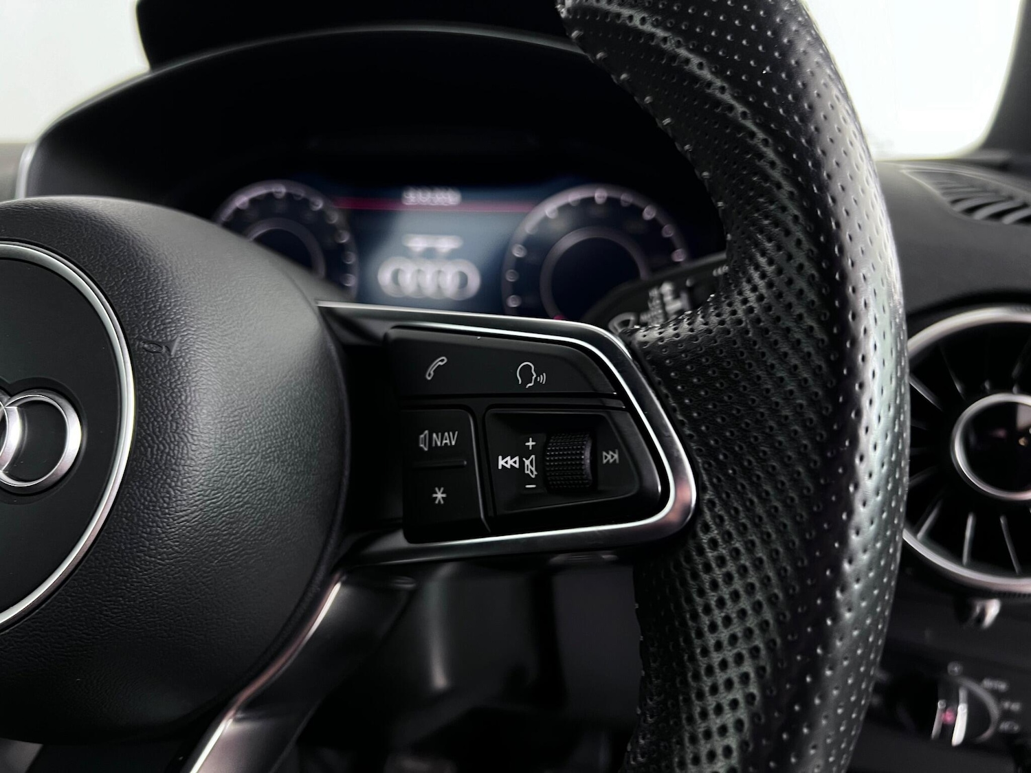 Used Audi TT 2016 for sale - 77181279: Photo 20