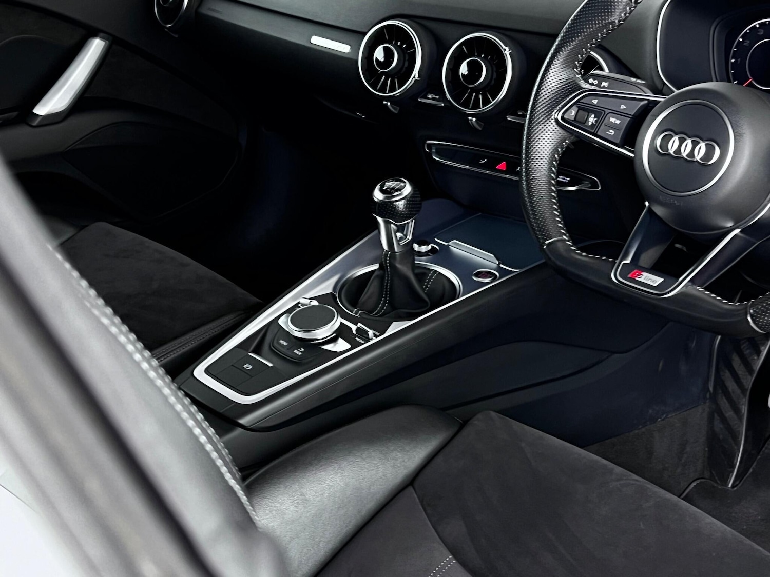 Used Audi TT 2016 for sale - 77181279: Photo 30