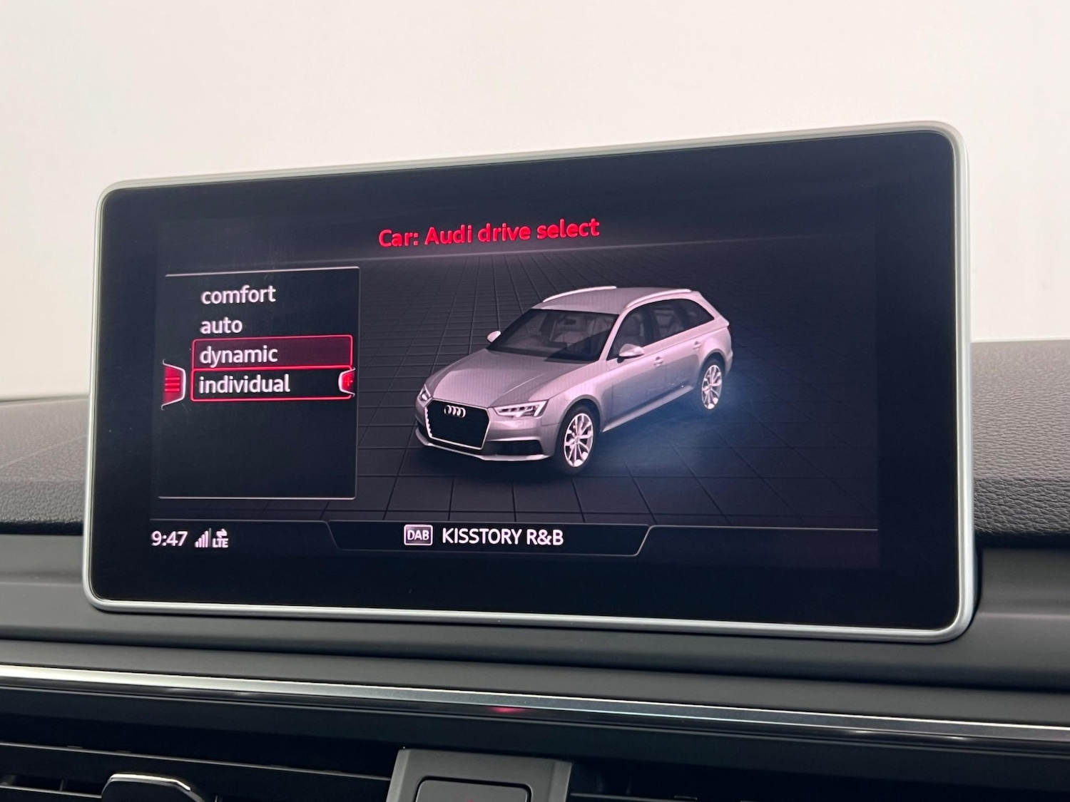 Used Audi RS4 Avant 2018 for sale - 77181217: Photo 29