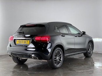 Used Mercedes-Benz GLA 2019 for sale - 77345789: Photo