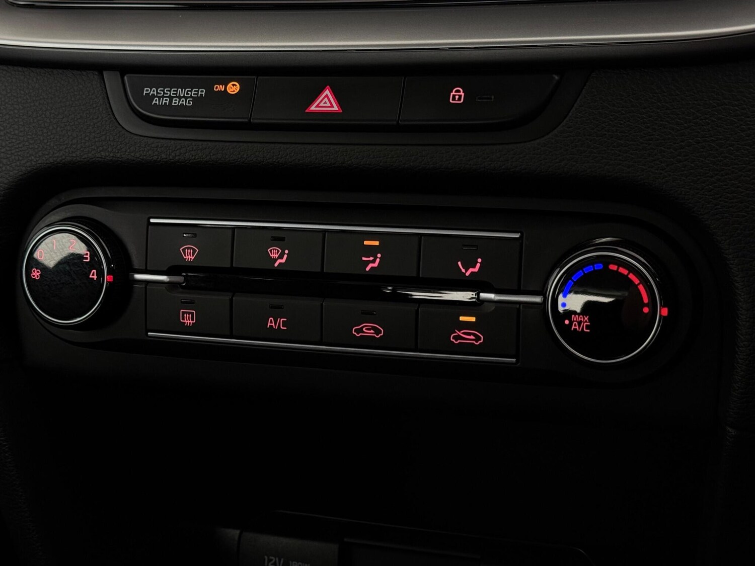 Used Kia Ceed 2022 for sale - 77260276: Photo 34