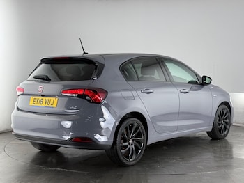 Used Fiat Tipo 2018 for sale - 77560072: Photo
