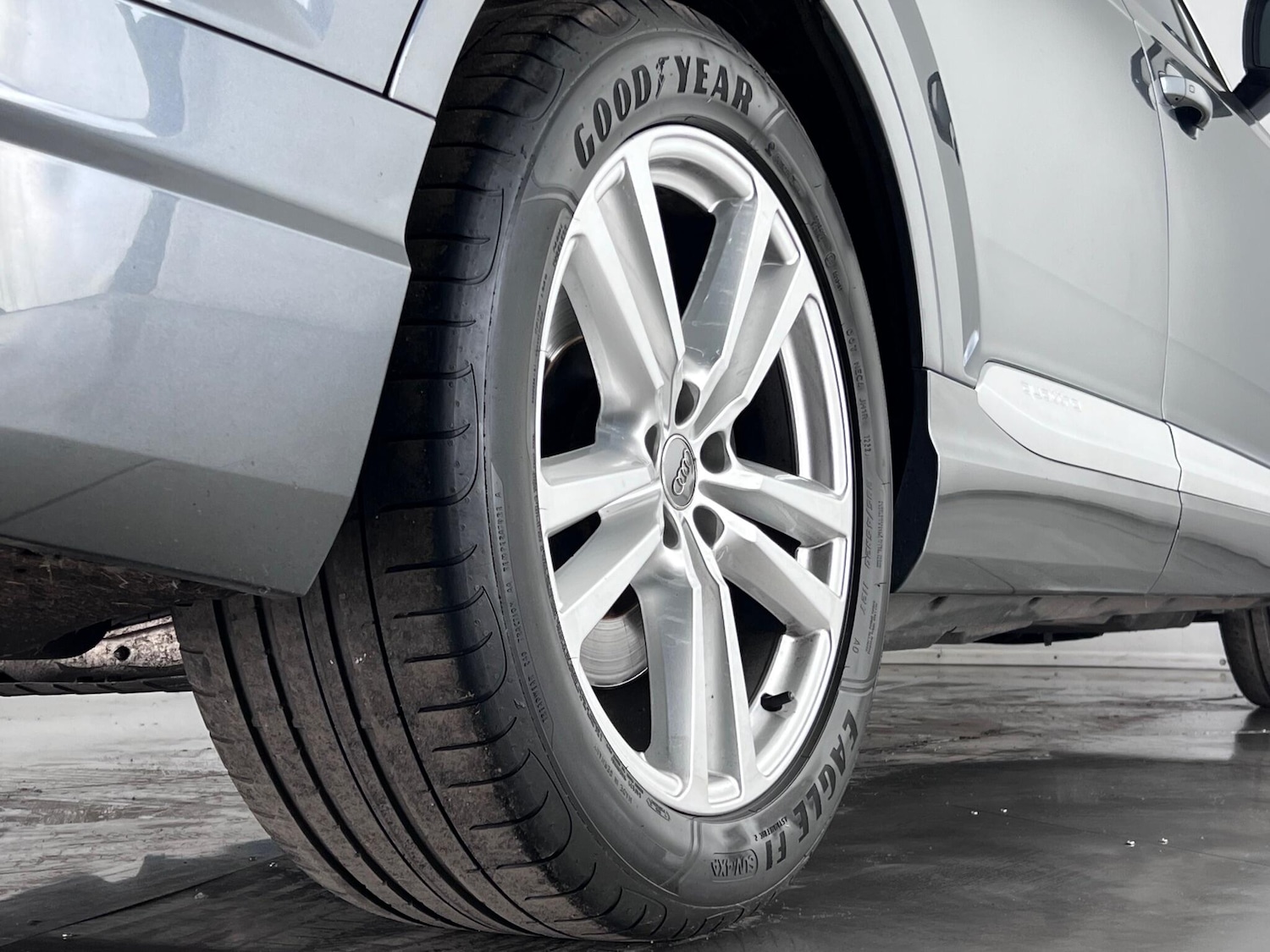 Used Audi SQ7 2016 for sale - 77246867: Photo 10