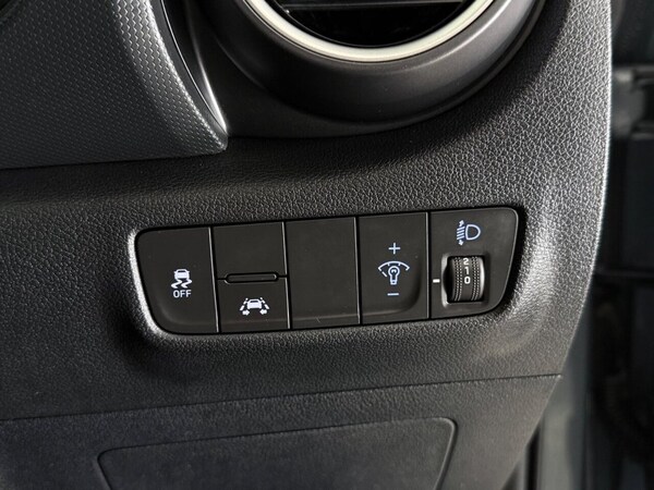 Used Hyundai KONA 2019 for sale - 76021817: Photo 23