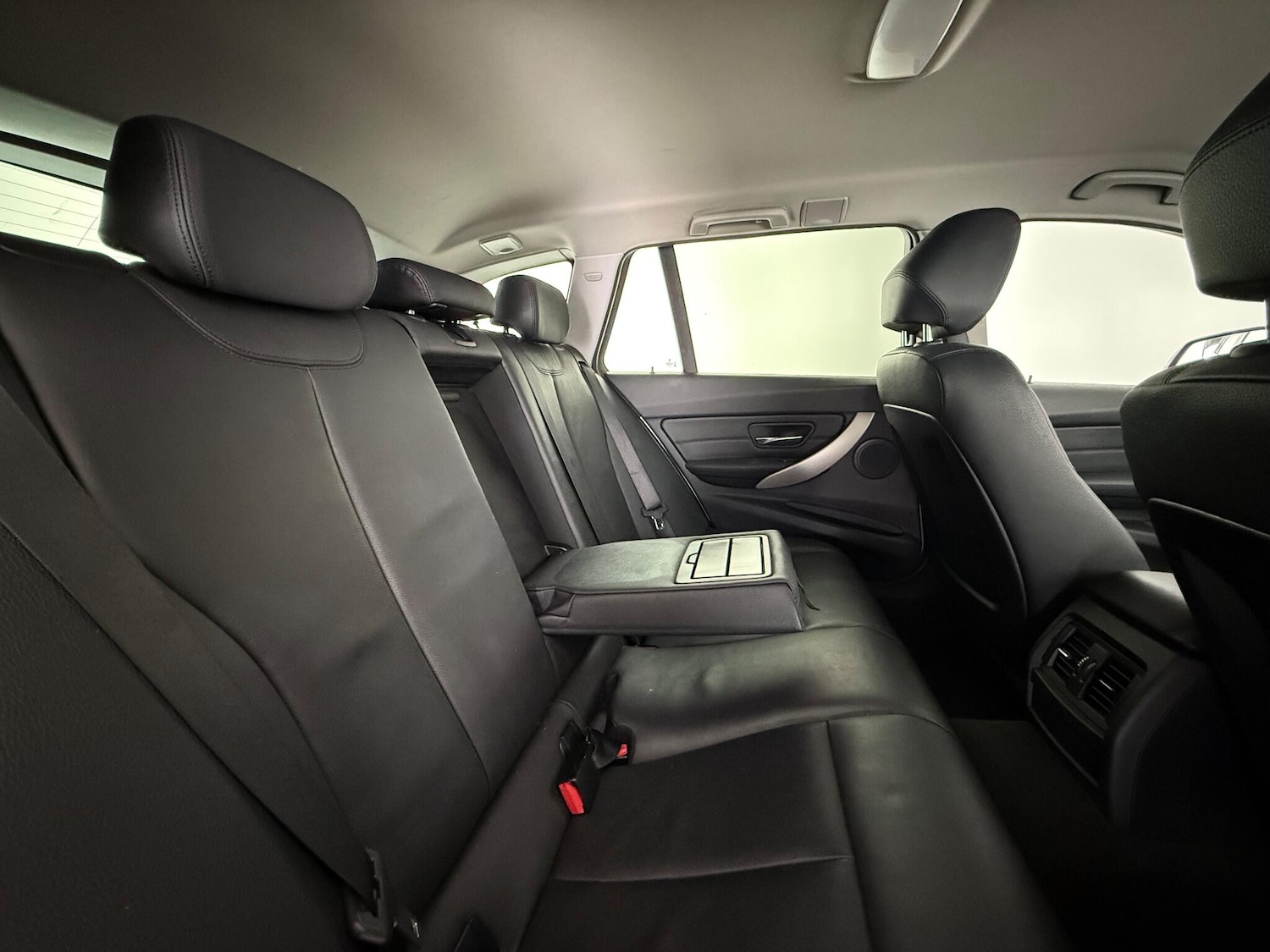 Used BMW 3 Series 2015 for sale - 77221935: Photo 12