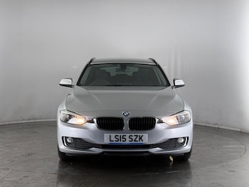 Used BMW 3 Series 2015 for sale - 77221935: Photo