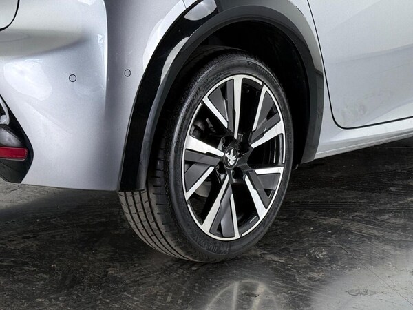 Used Peugeot 208 2021 for sale - 75347517: Photo 12