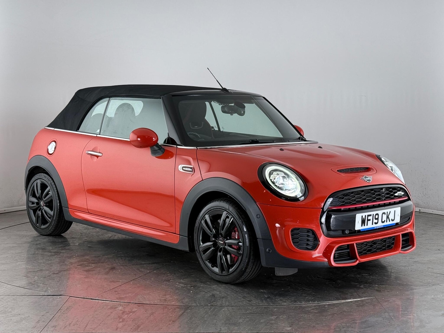 Used MINI Convertible 2019 for sale - 77180836: Photo 11