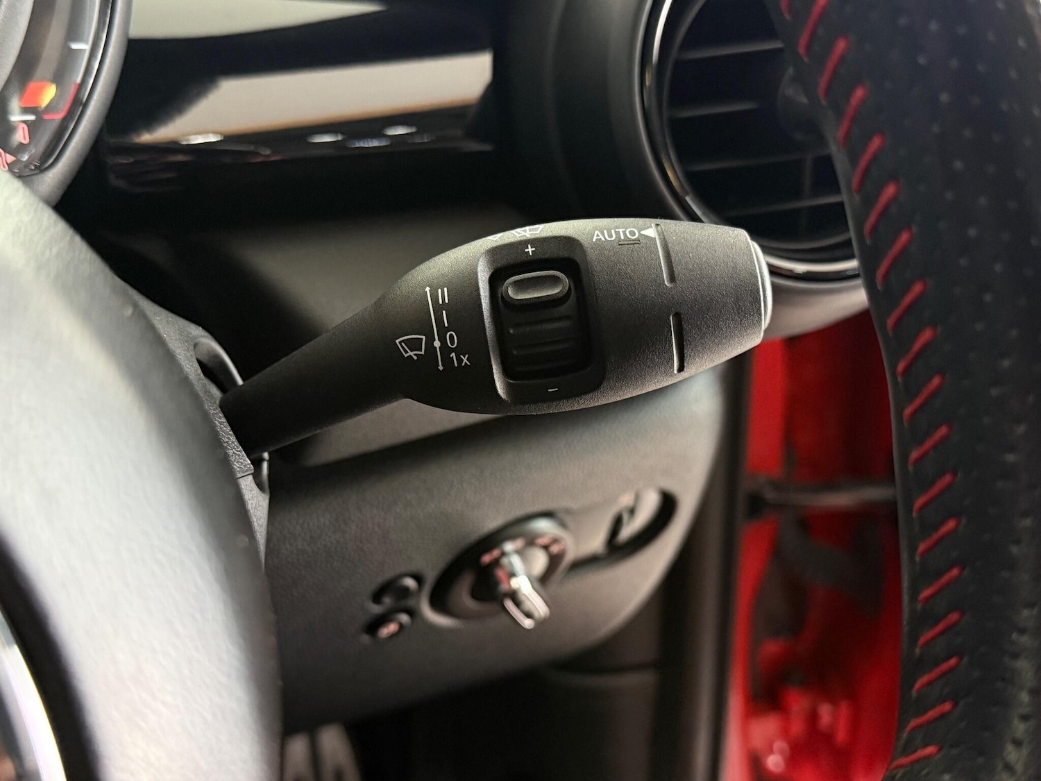 Used MINI Convertible 2019 for sale - 77180836: Photo 27