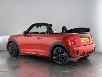 Used MINI Convertible 2019 for sale - 77180836: Photo
