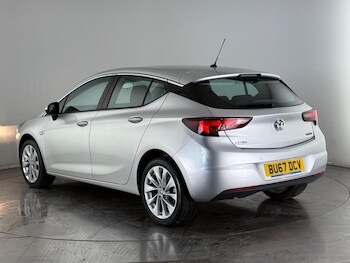 Used Vauxhall Astra 2017 for sale - 75936988: Photo