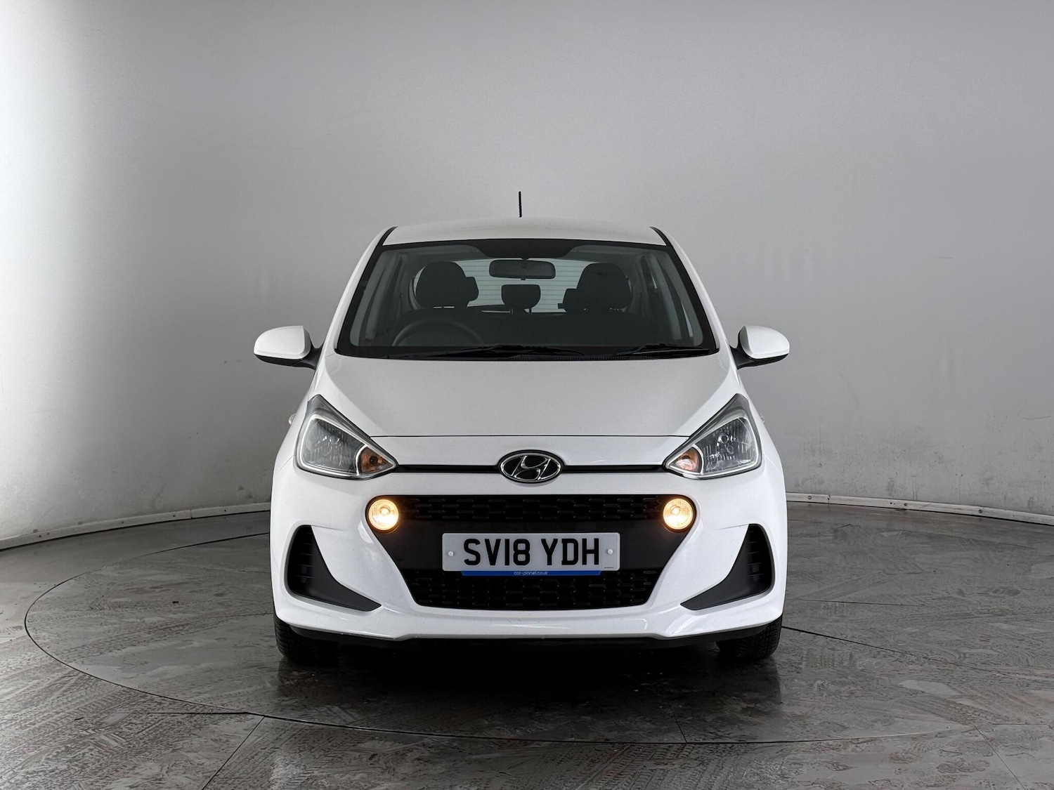 Used Hyundai i10 2018 for sale - 77180835: Photo 5