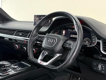 Used Audi Q7 2019 for sale - 79121931: Photo