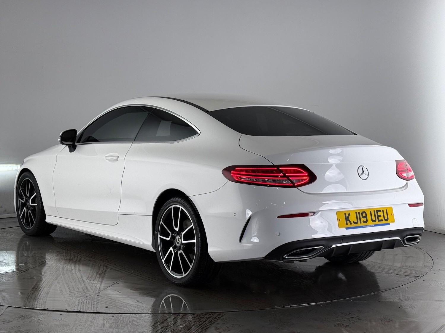 Used Mercedes-Benz C Class 2019 for sale - 77222426: Photo 4