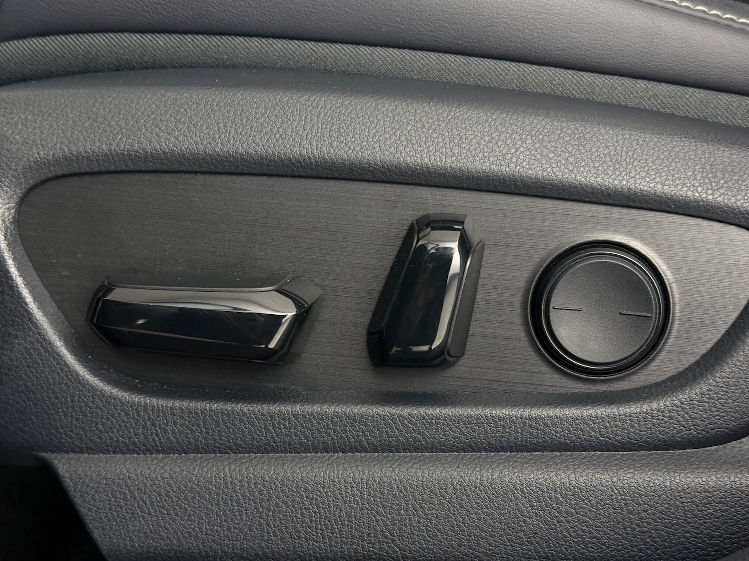 Used Lexus ES 2020 for sale - 77217219: Photo 11