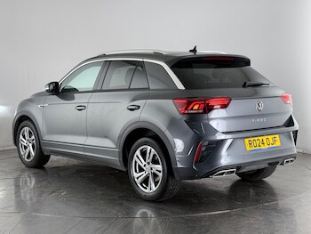 Used Volkswagen T-Roc 2024 for sale - 76468488: Photo