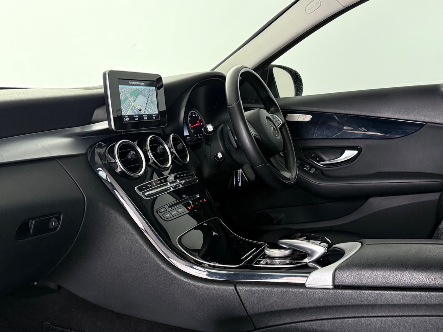 Used Mercedes-Benz C Class 2016 for sale - 77998136: Photo 12