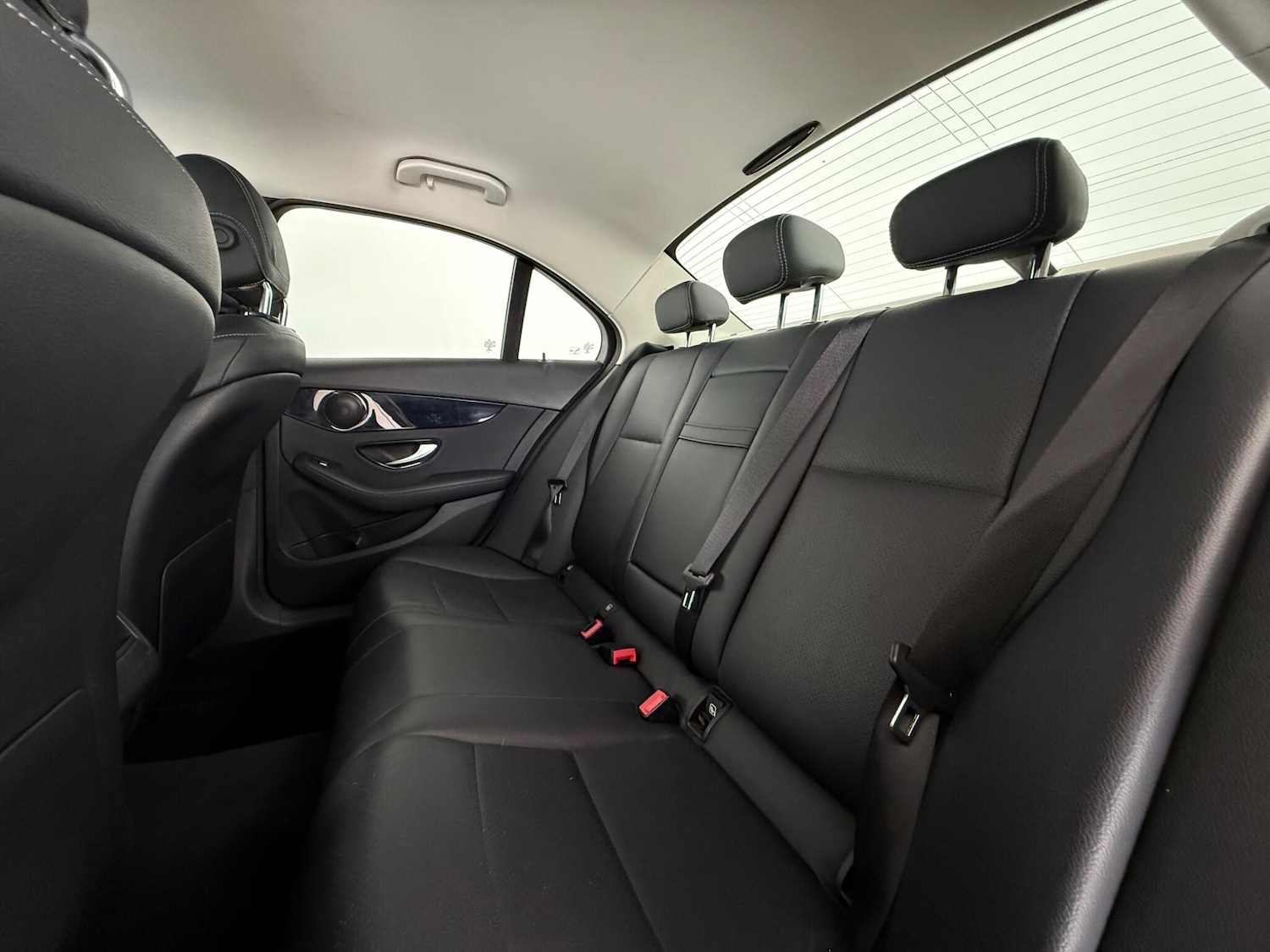 Used Mercedes-Benz C Class 2016 for sale - 77998136: Photo 14