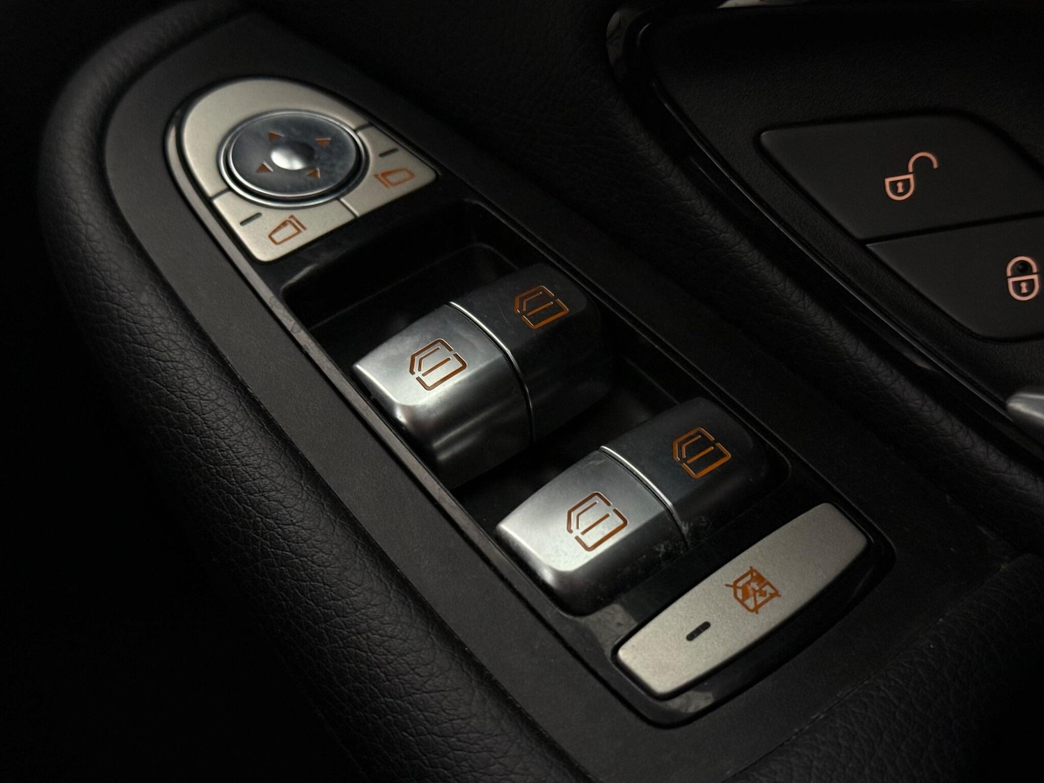 Used Mercedes-Benz C Class 2016 for sale - 77998136: Photo 22