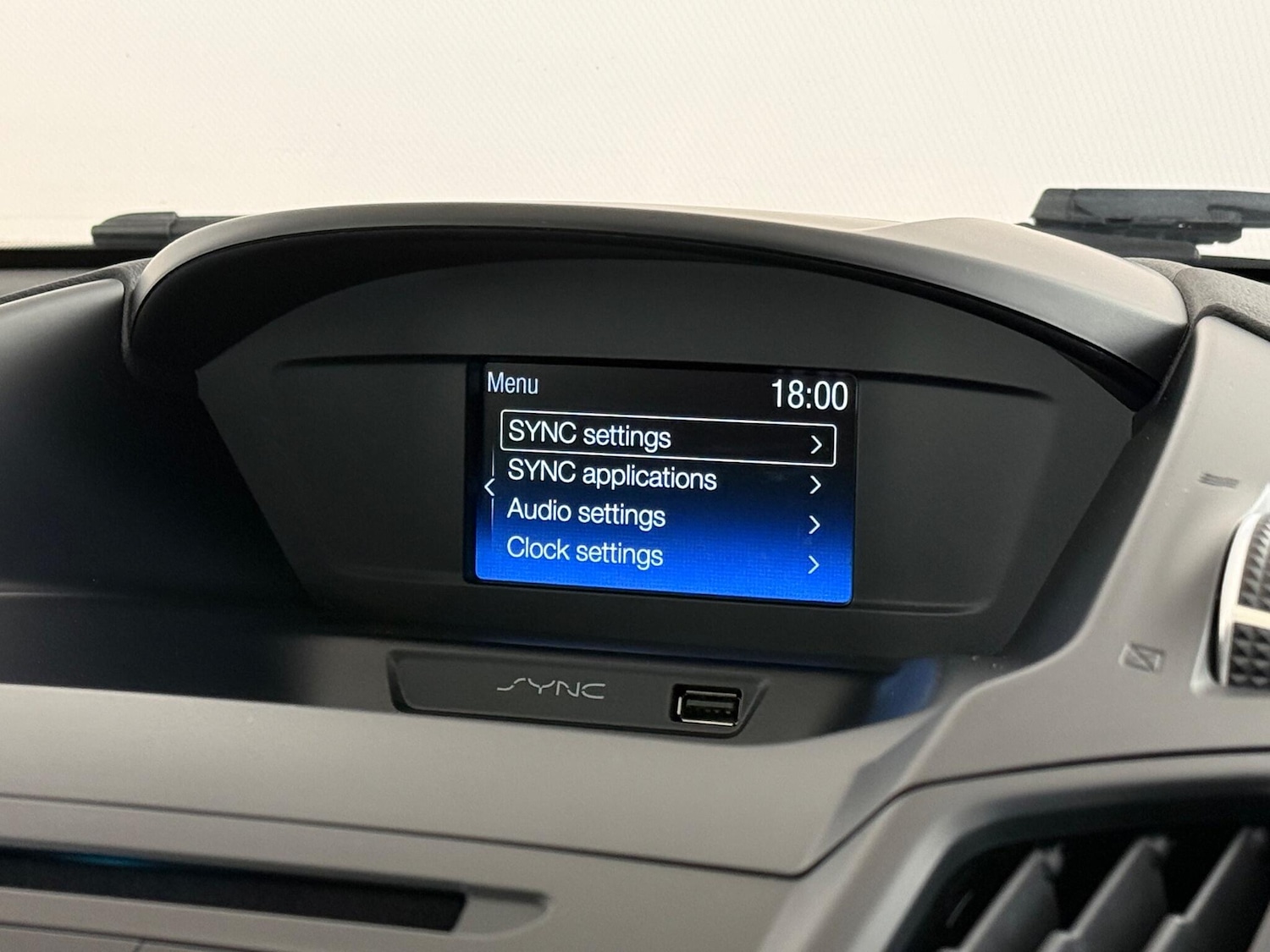 Used Ford Kuga 2018 for sale - 76468684: Photo 31