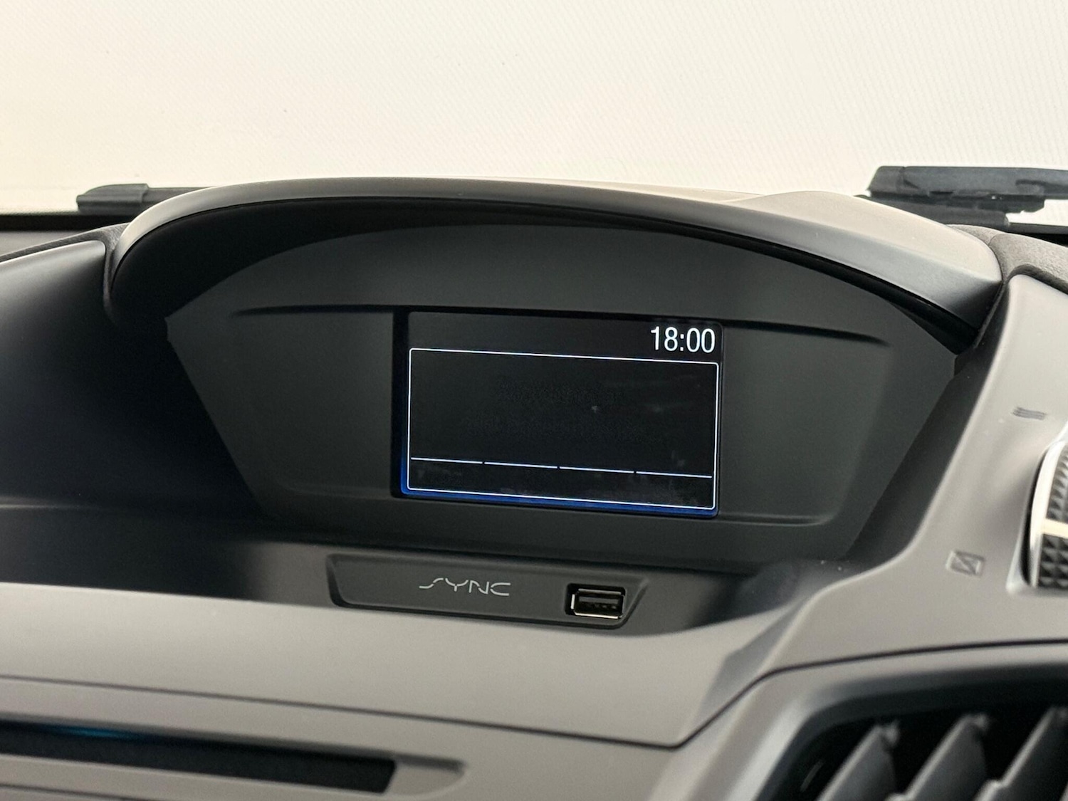 Used Ford Kuga 2018 for sale - 76468684: Photo 32