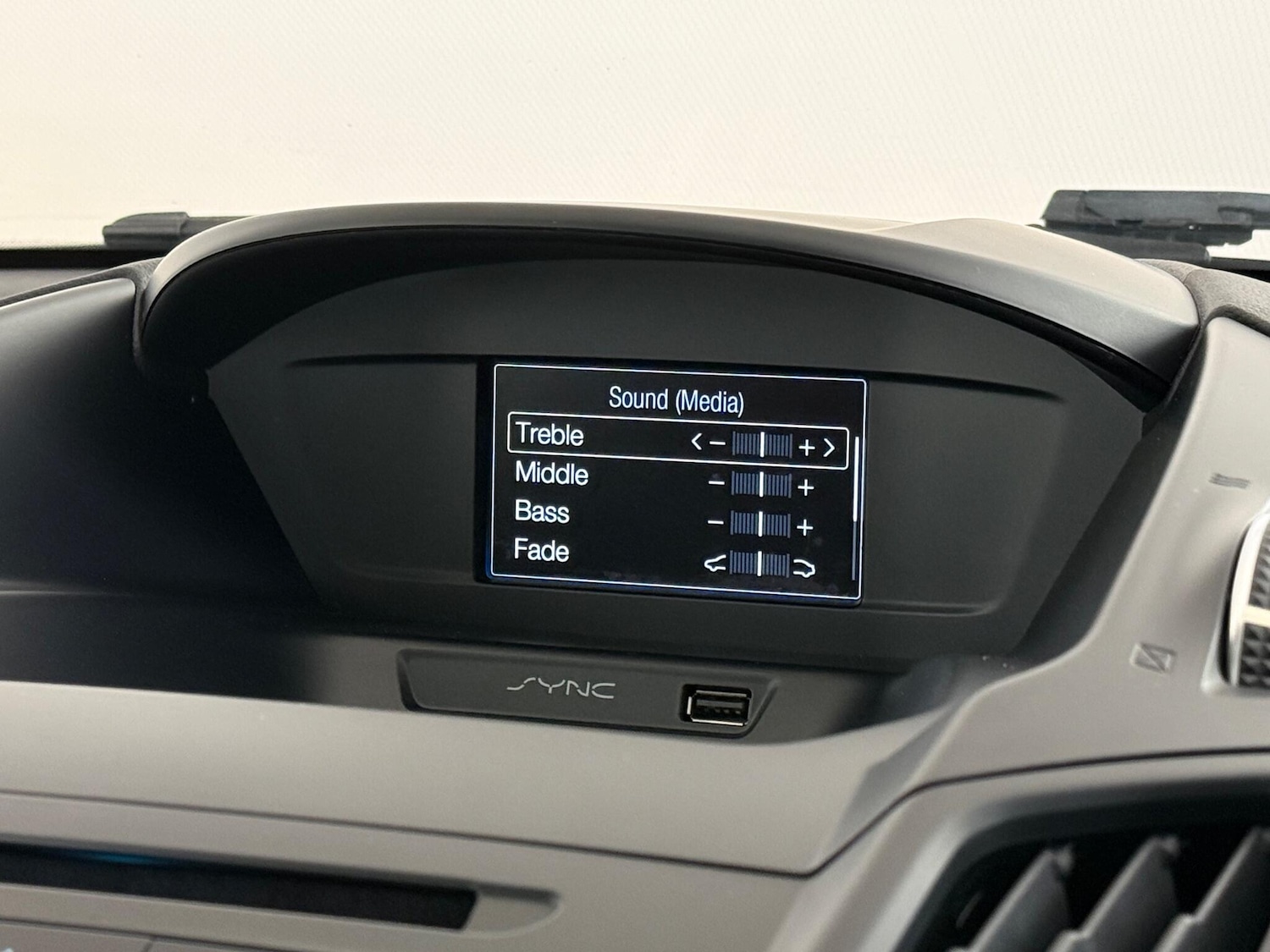 Used Ford Kuga 2018 for sale - 76468684: Photo 35