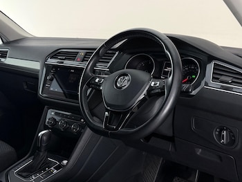 Used Volkswagen Tiguan Allspace 2021 for sale - 79107602: Photo