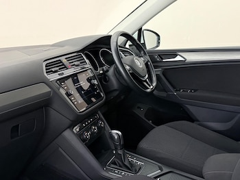 Used Volkswagen Tiguan Allspace 2021 for sale - 79107602: Photo