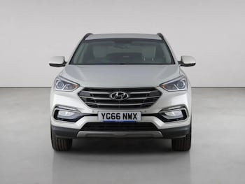 Used Hyundai Santa Fe 2016 for sale - 78947654: Photo