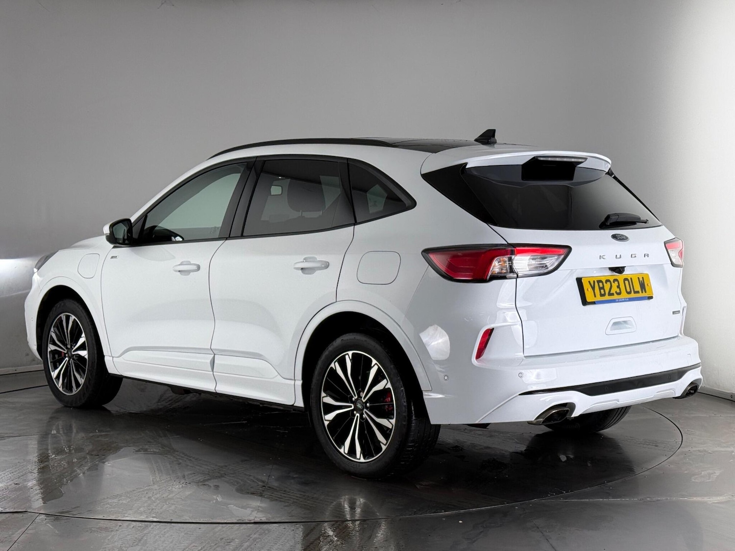 Used Ford Kuga 2023 for sale - 77246530: Photo 3