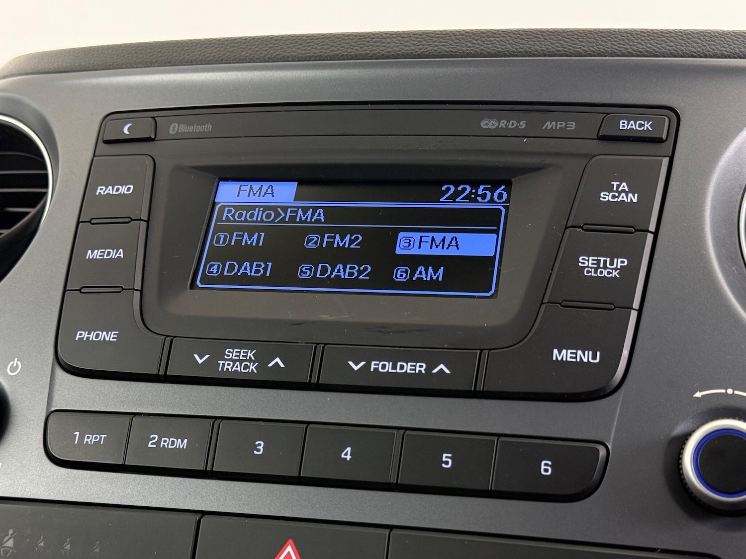 Used Hyundai i10 2018 for sale - 77260628: Photo 28