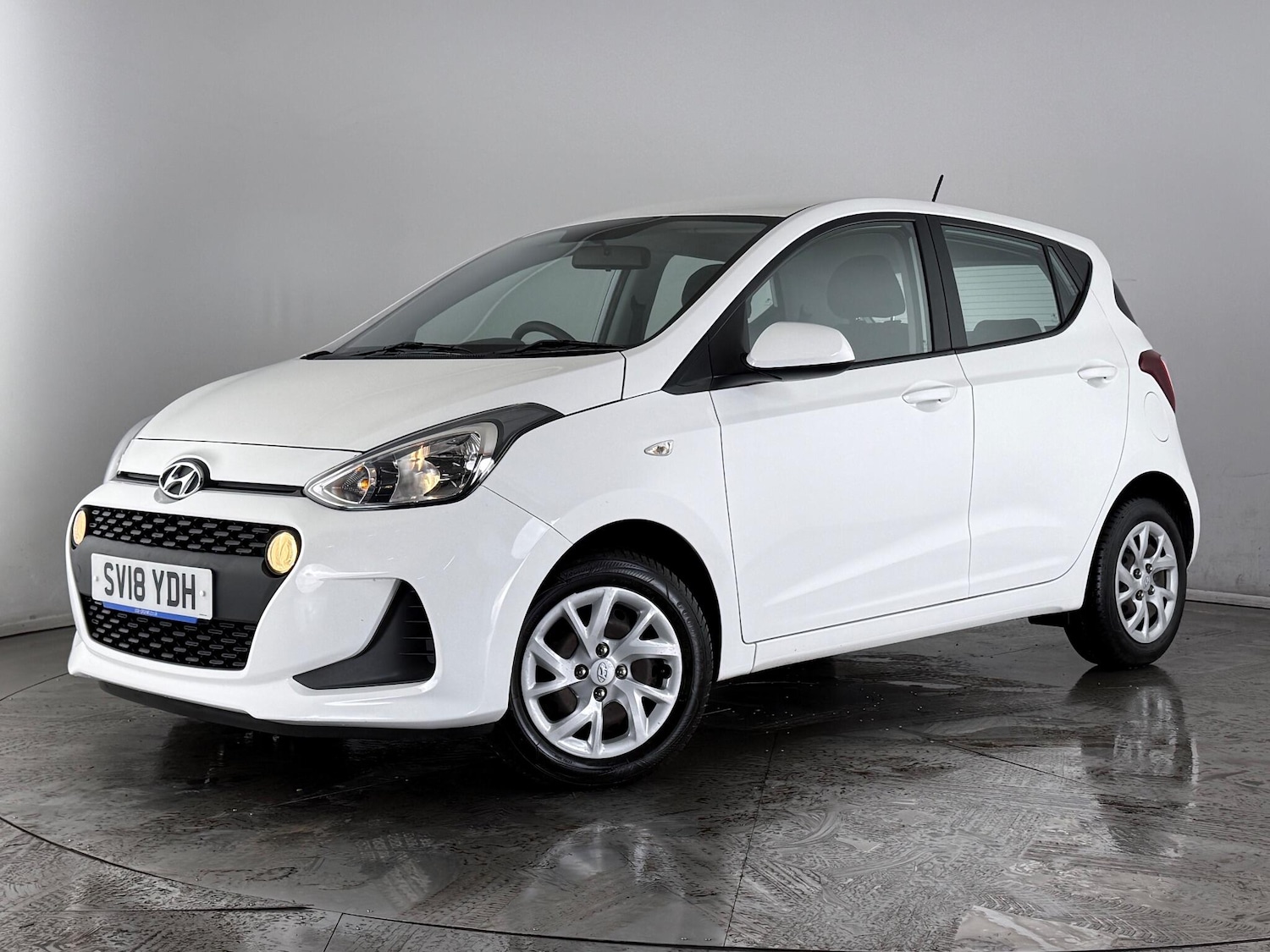 Used Hyundai i10 2018 for sale - 77260628: Photo 32