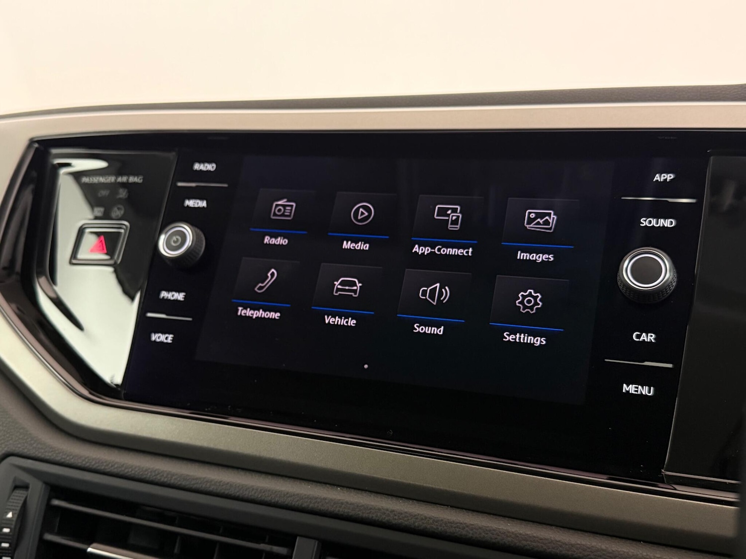 Used Volkswagen Polo 2020 for sale - 77246191: Photo 28