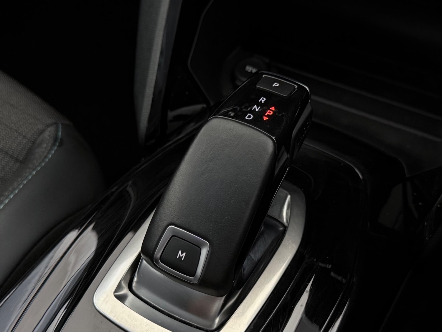 Used Peugeot 208 2020 for sale - 77040888: Photo 41