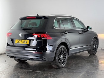 Used Volkswagen Tiguan 2017 for sale - 76190785: Photo 4
