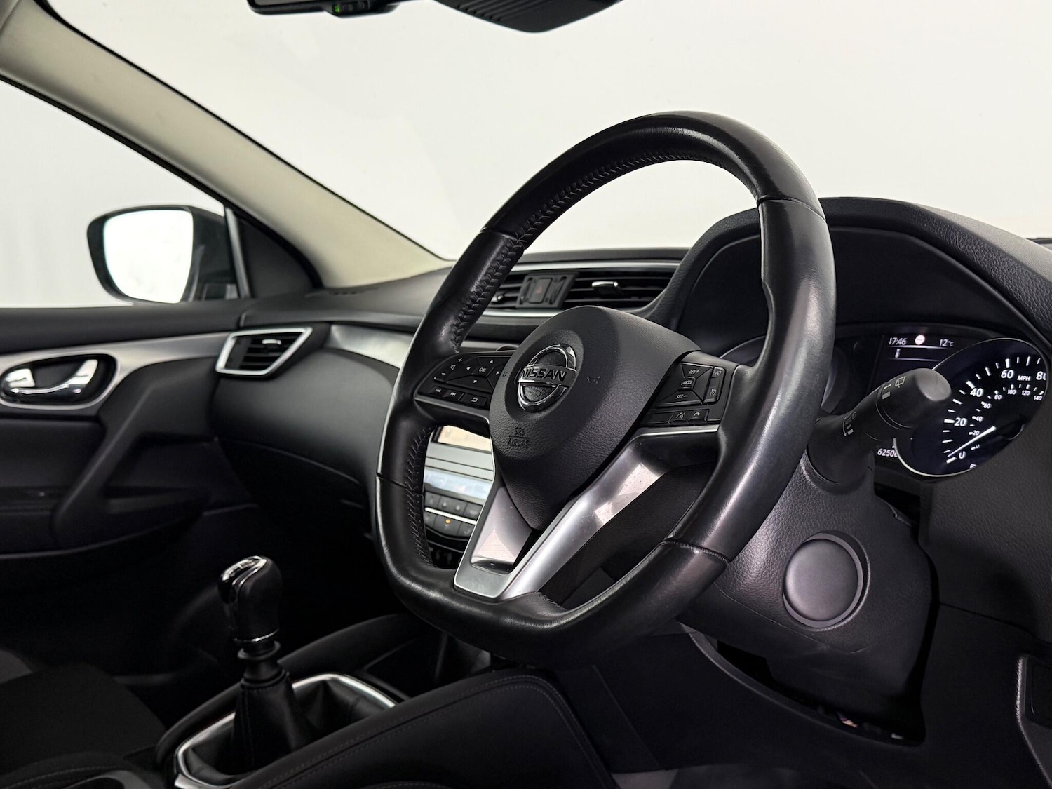 Used Nissan Qashqai 2018 for sale - 77243301: Photo 19