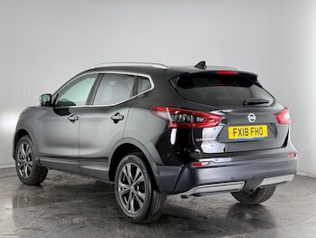 Used Nissan Qashqai 2018 for sale - 77243301: Photo