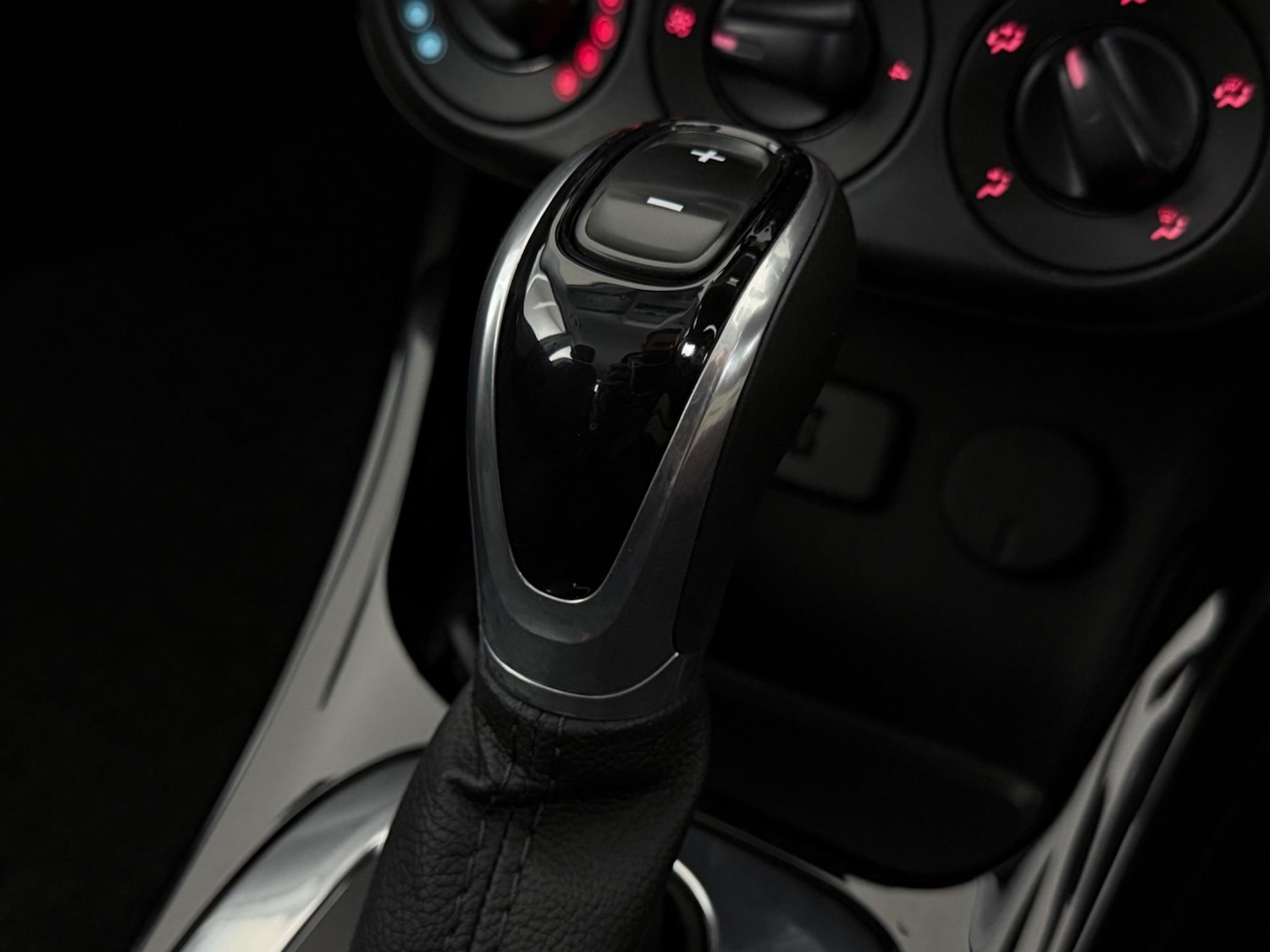 Used Vauxhall Corsa 2017 for sale - 77181215: Photo 26