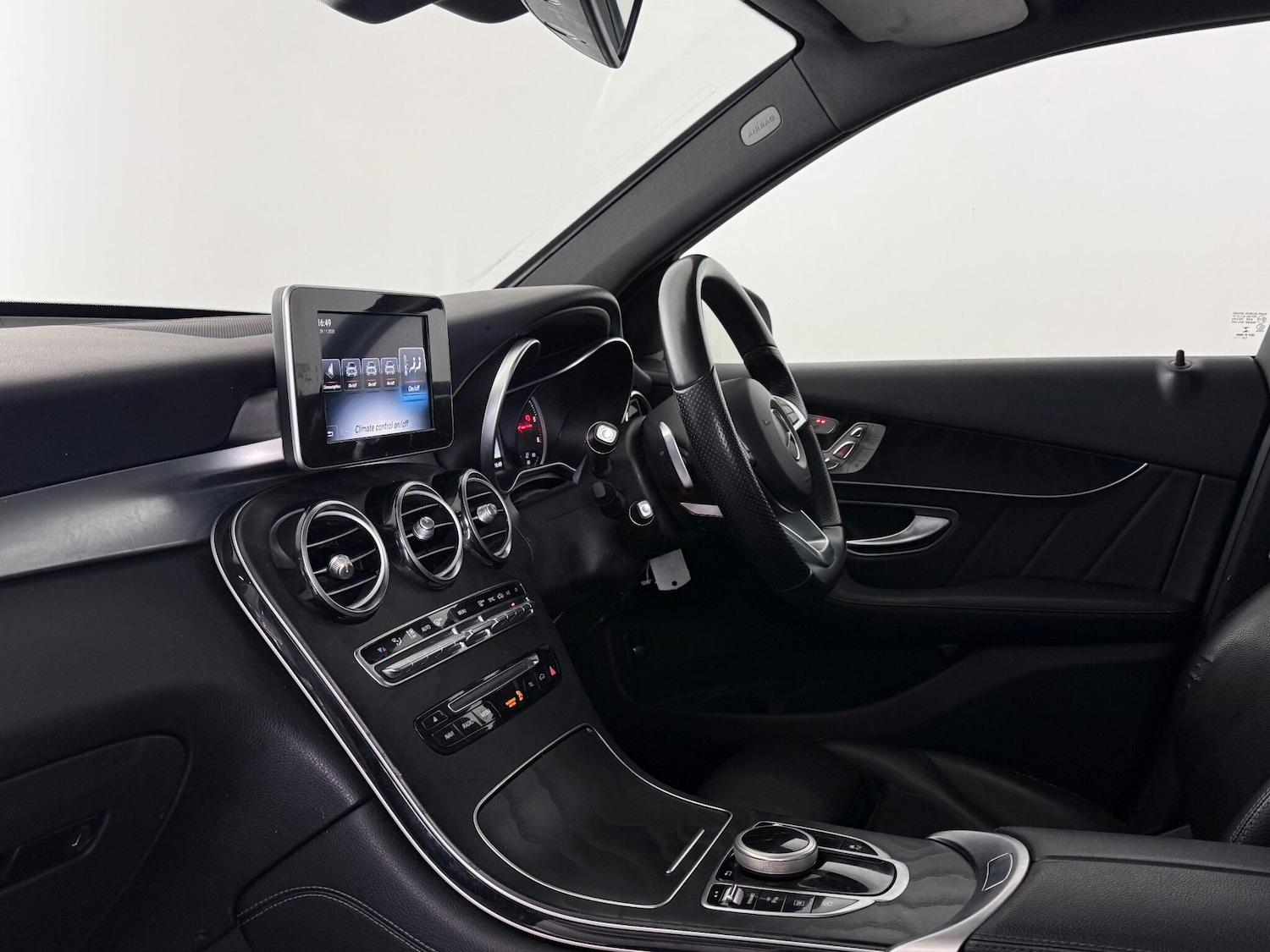 Used Mercedes-Benz GLC 2018 for sale - 77181015: Photo 13