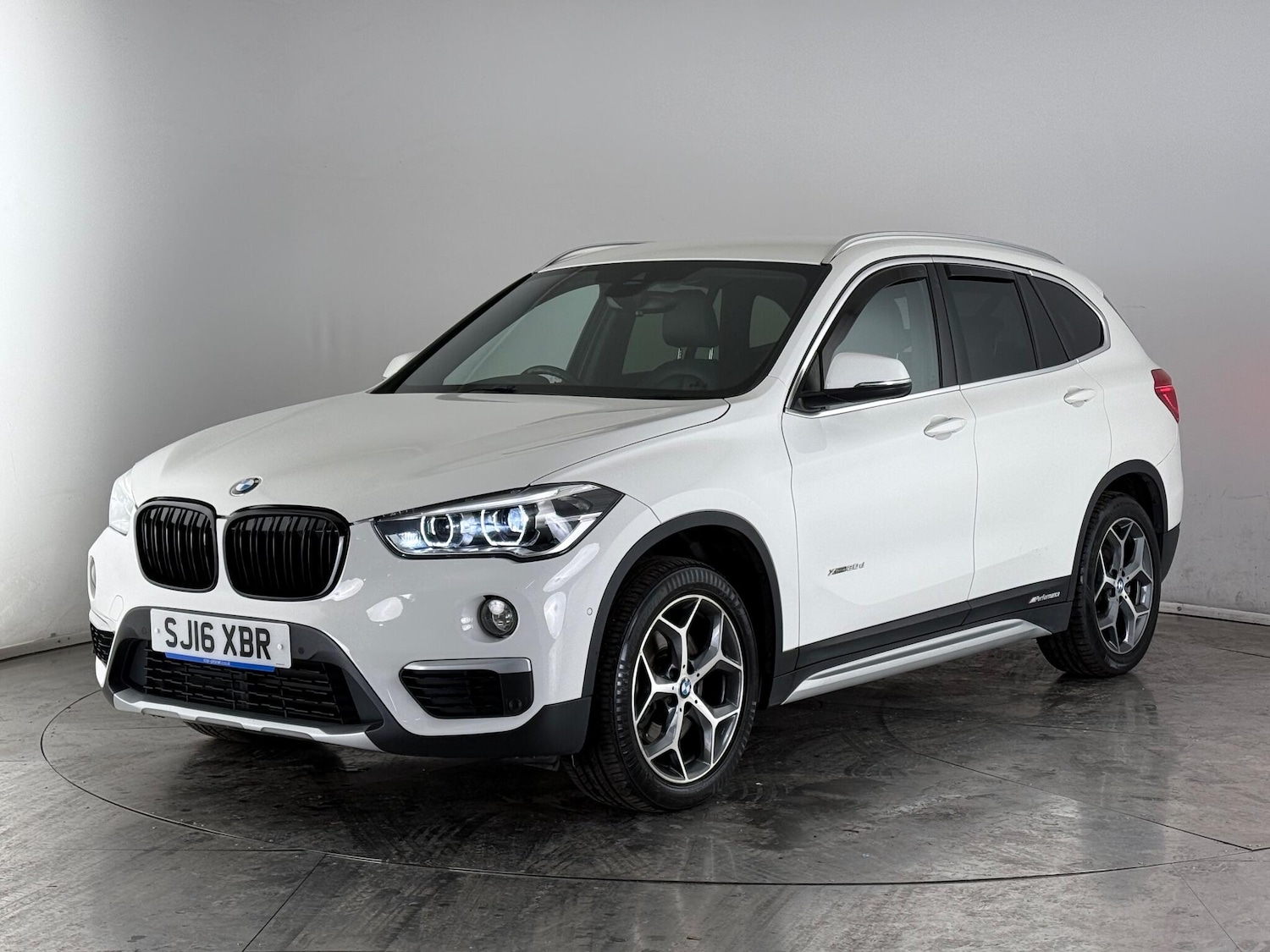 Used BMW X1 2016 for sale - 77181364: Photo 2