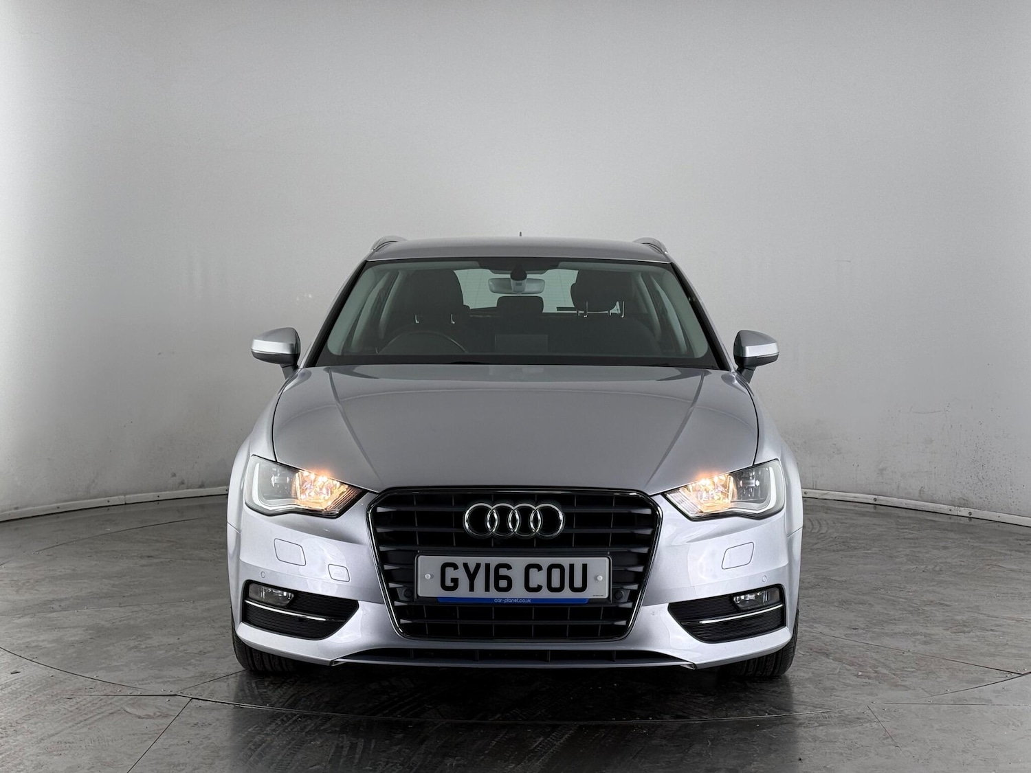 Used Audi A3 2016 for sale - 77689190: Photo 2