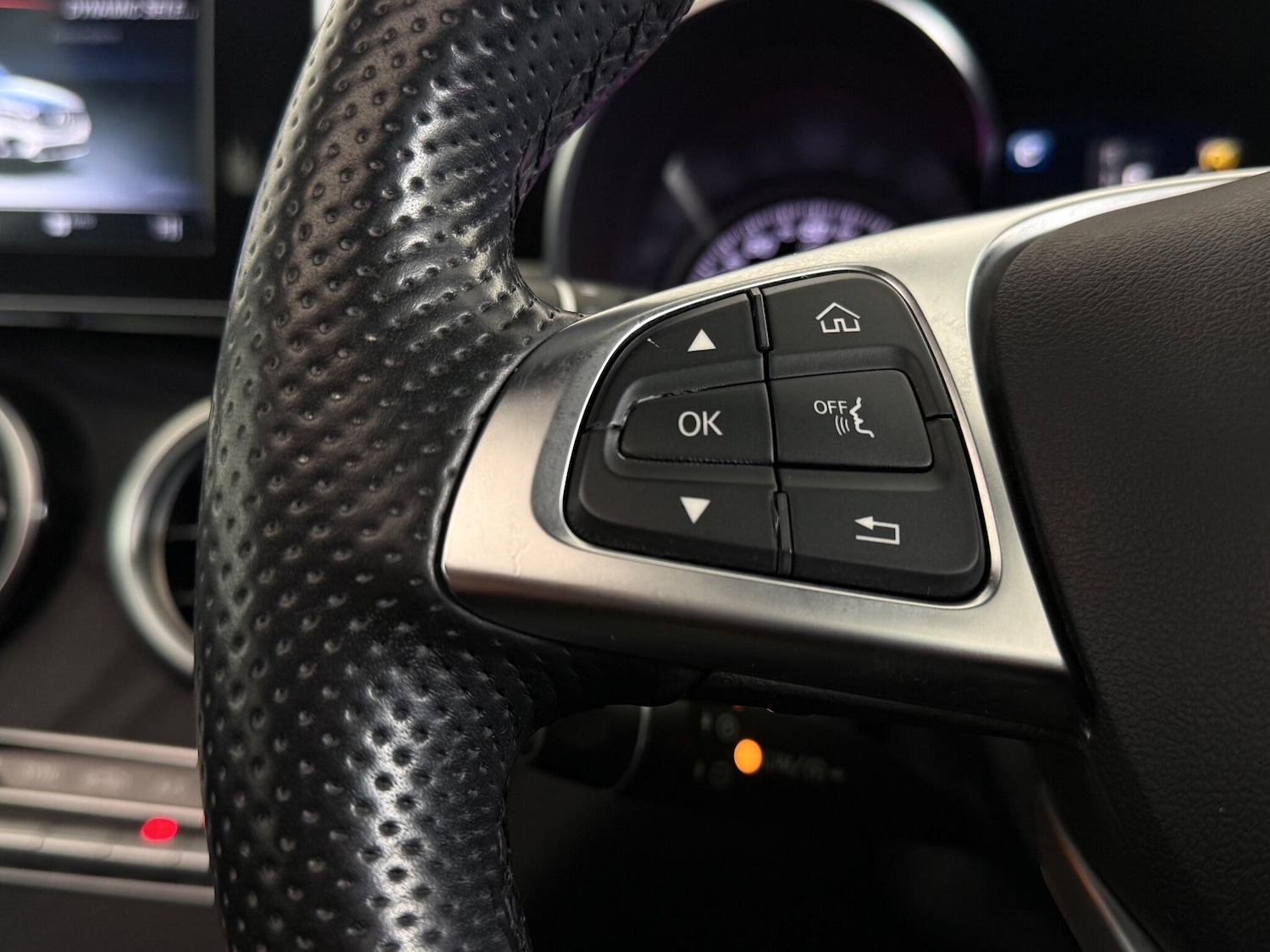 Used Mercedes-Benz GLC 2018 for sale - 77259500: Photo 19