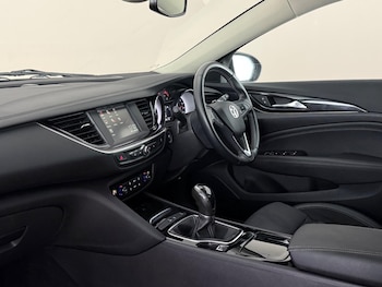 Used Vauxhall Insignia 2018 for sale - 79590871: Photo