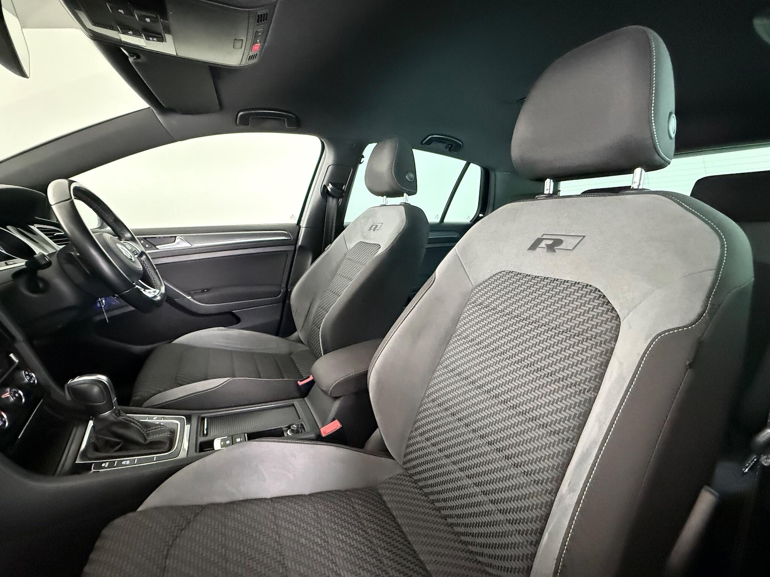 Used Volkswagen Golf 2019 for sale - 77246788: Photo 11