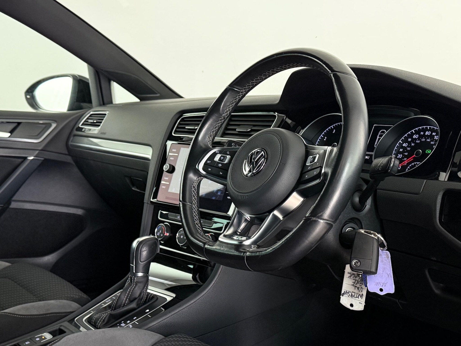 Used Volkswagen Golf 2019 for sale - 77246788: Photo 18