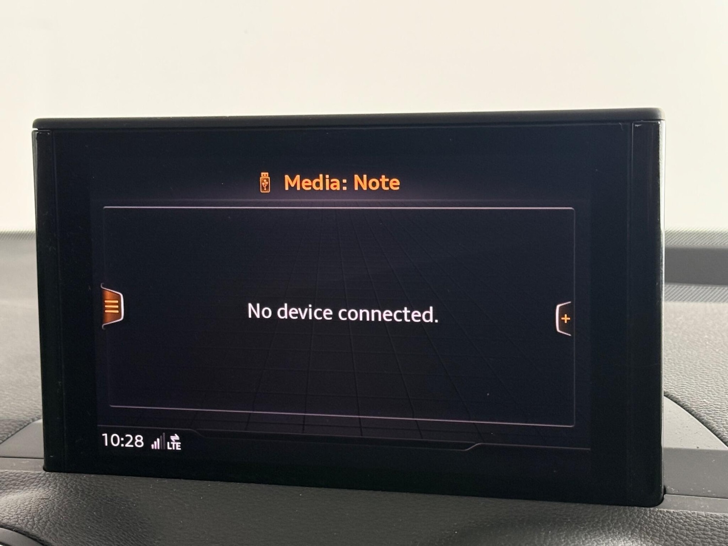 Used Audi Q2 2017 for sale - 77550811: Photo 24