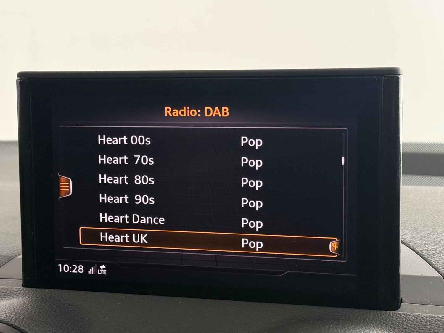 Used Audi Q2 2017 for sale - 77550811: Photo 25